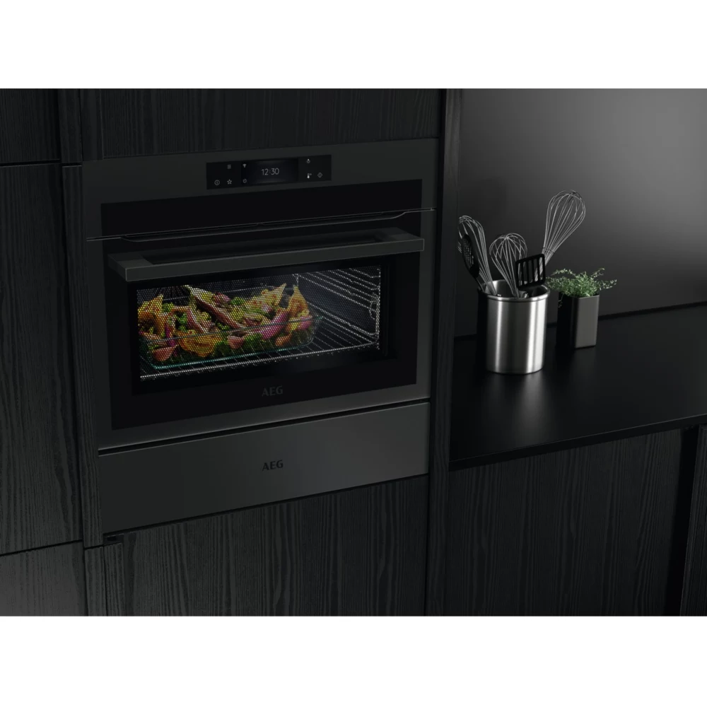 Micro ondes combiné encastrable AEG KME768080T – Image 2